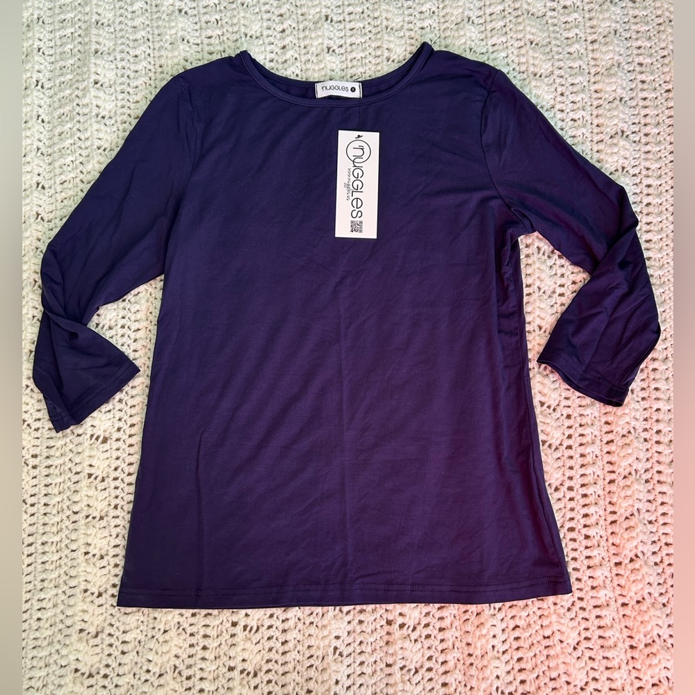 Nuggles | NWT 3/4 Sleeve Layering Tee in Navy | Size Small